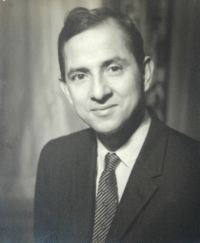 BP KOIRALA - ESCRIPTOR